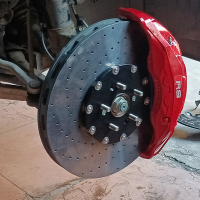 دیسک های سرامیکی کربنی کالیپر ترمز 10 پیستونی اصلاح خودرو برای هوندا UR-V